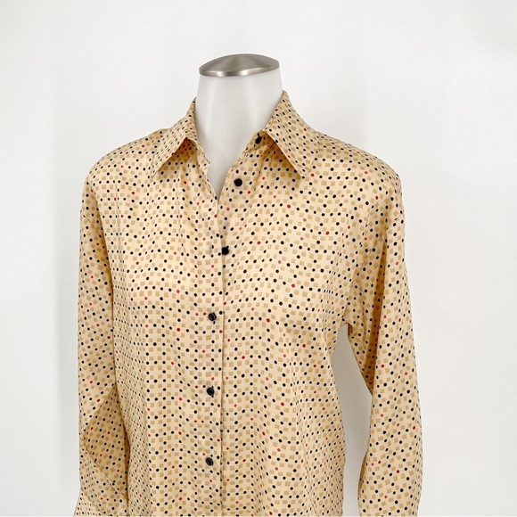 Zara Blouse with geometric shapes design - Picture 2 of 4